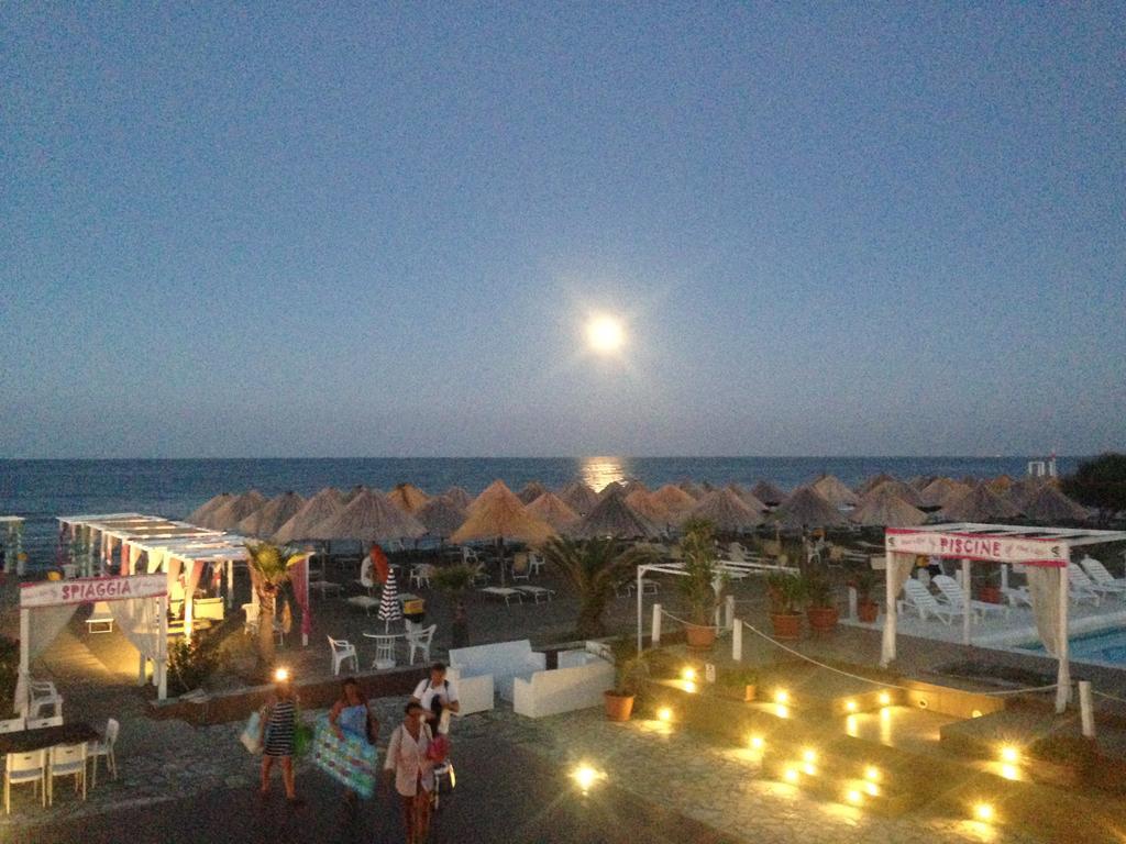 Beach Club Ippocampo Luaran gambar